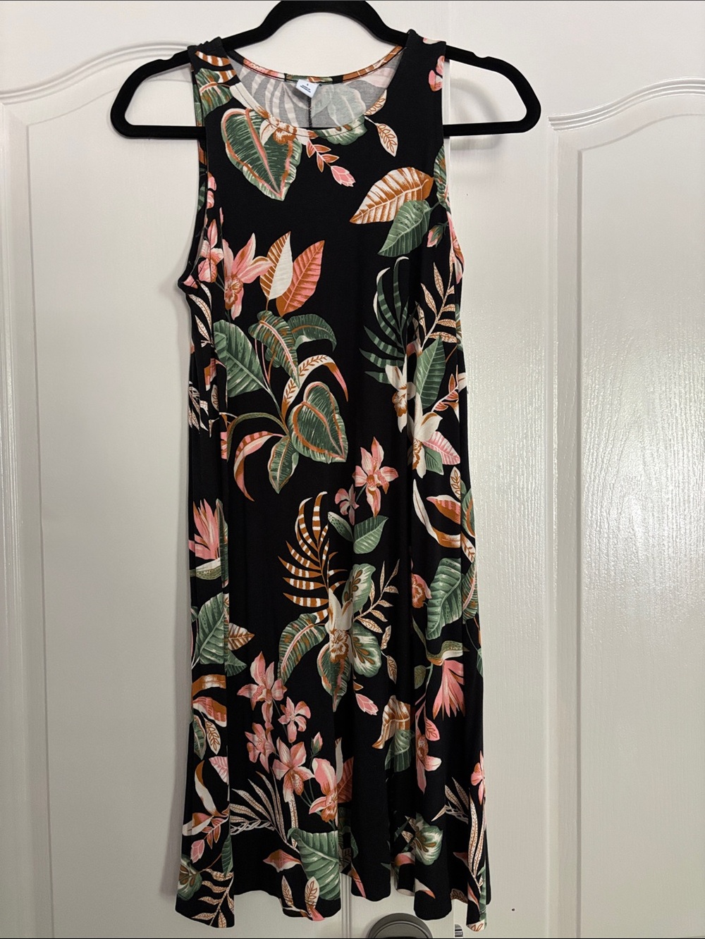 Old Navy Women’s Black Floral Sleeveless Midi Dress - Tropical Print